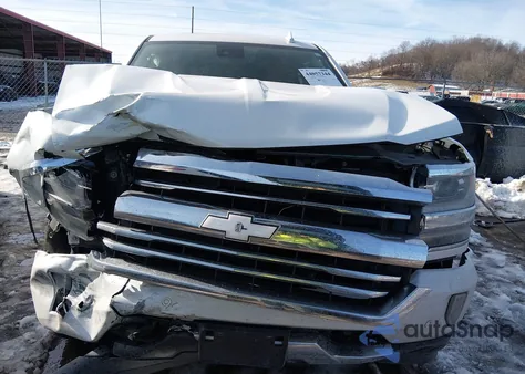 2018 Chevrolet Silverado 1500 High Country z USA, uszkodzony, nr VIN 3GCUKTEC1JG494897